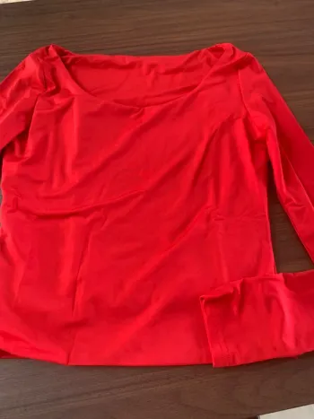 T-shirt basique à manches longues TS