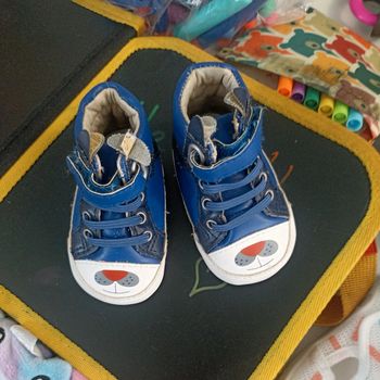 Chaussures pour bébé 0/6 mois