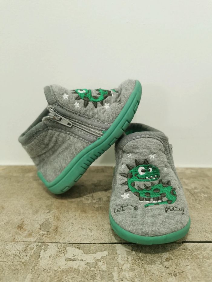 Chausson bébé dinosaure taille 19 - photo numéro 4