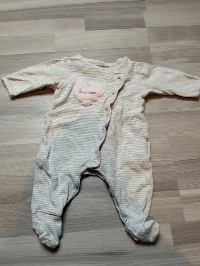 Lot pyjama 1 pièces - photo numéro 9