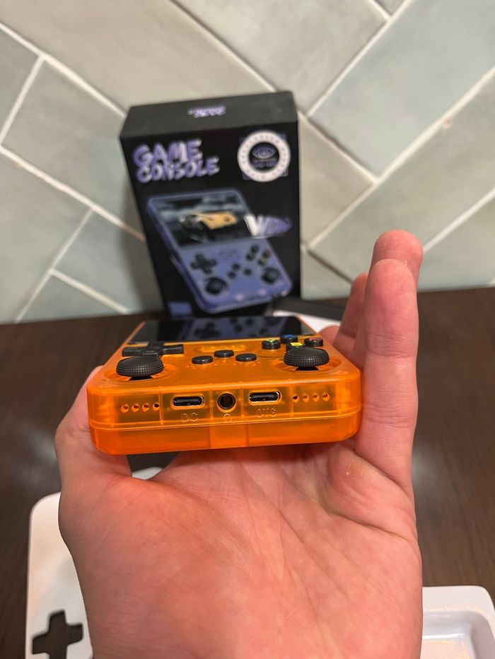 Console R36s - photo numéro 6