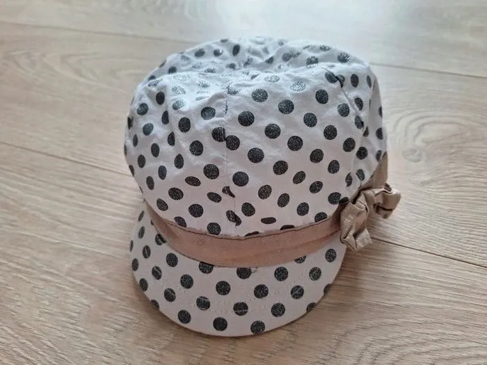 Casquette blanche à pois gris pailleté Orchestra
