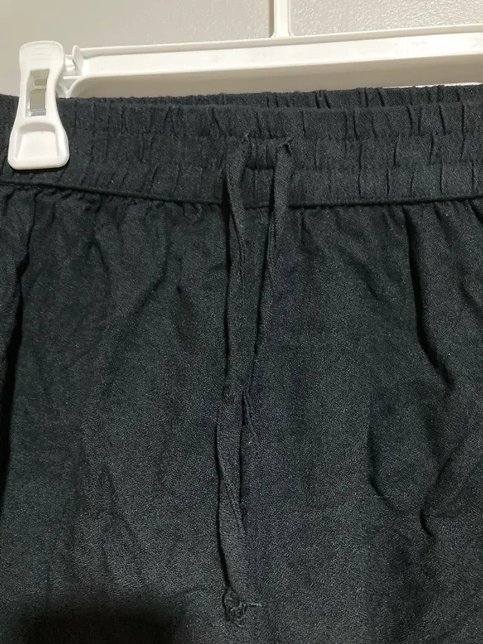 Short noir taille haute Clockhouse C&A– Taille 40 - photo numéro 6