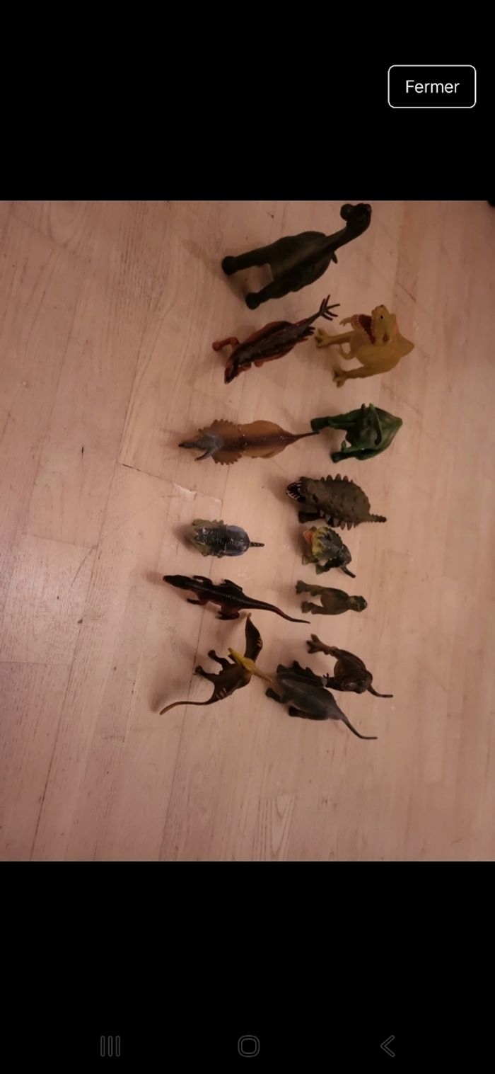 Lot dinosaure