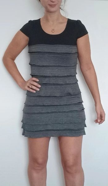 Robe courte gaufrée casualchic taille 36