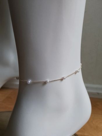 Bracelet de cheville fantaisie perles blanches