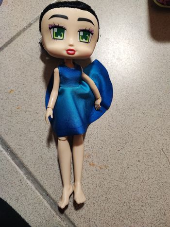 Joli poupee articulée