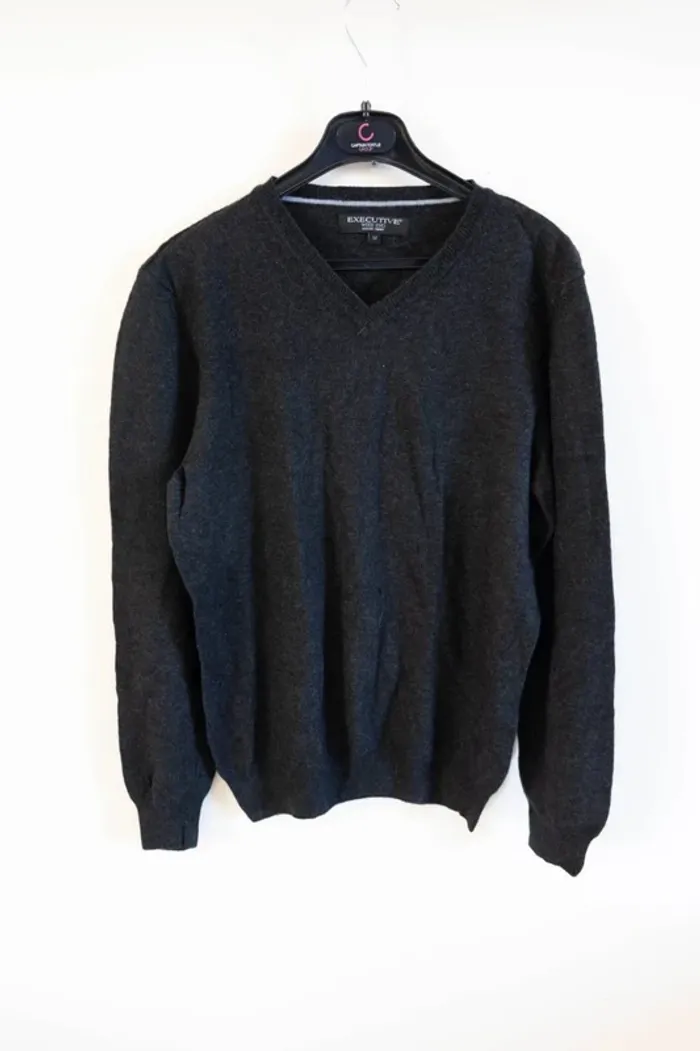 C54 pull noir Armand Thiery M