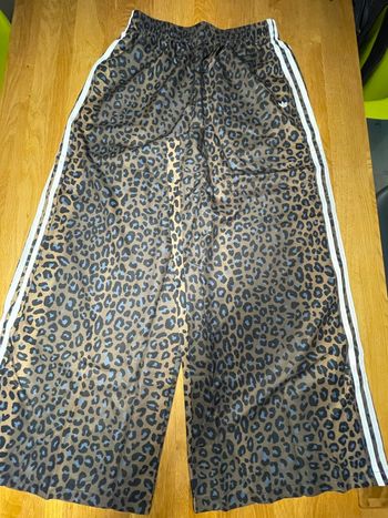 Pantalon  léopard adidas