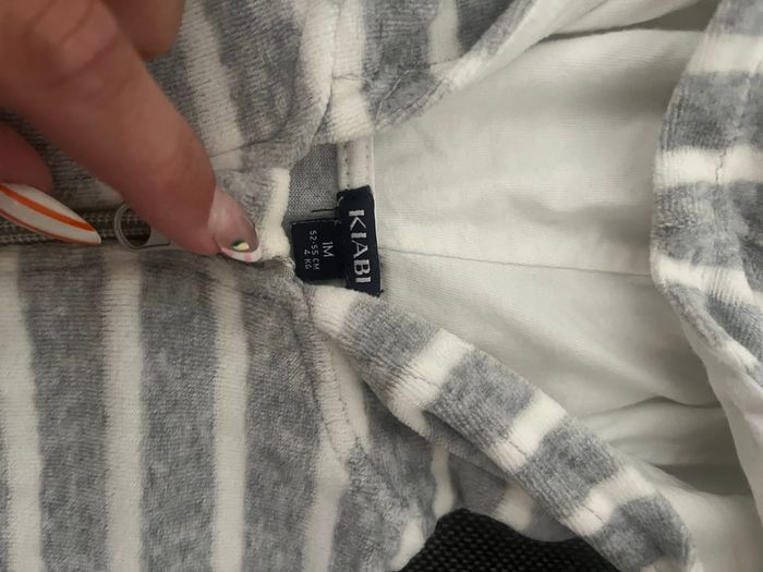 Gilet gris 1 mois - photo numéro 4