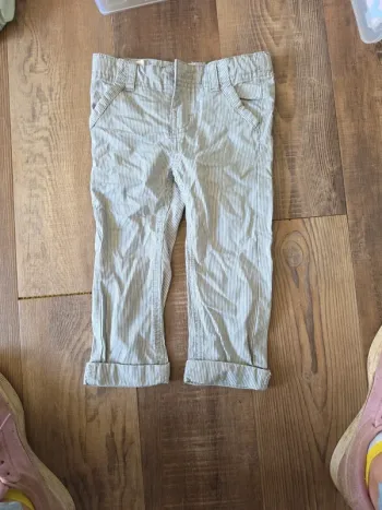 Pantalon tape à l'œil 23m
