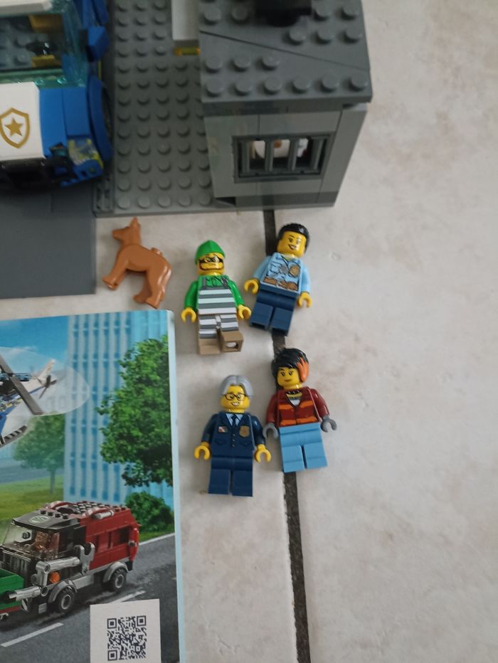 Lego 60316 - photo numéro 2