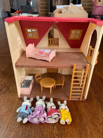 Maison meubles et famille lapin sylvanian
