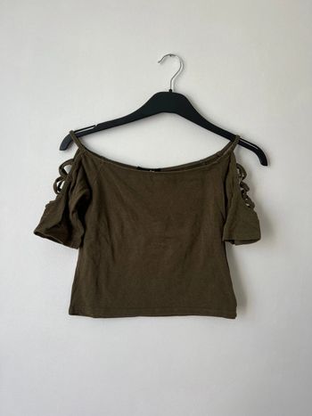 Top kaki  épaule dénudée