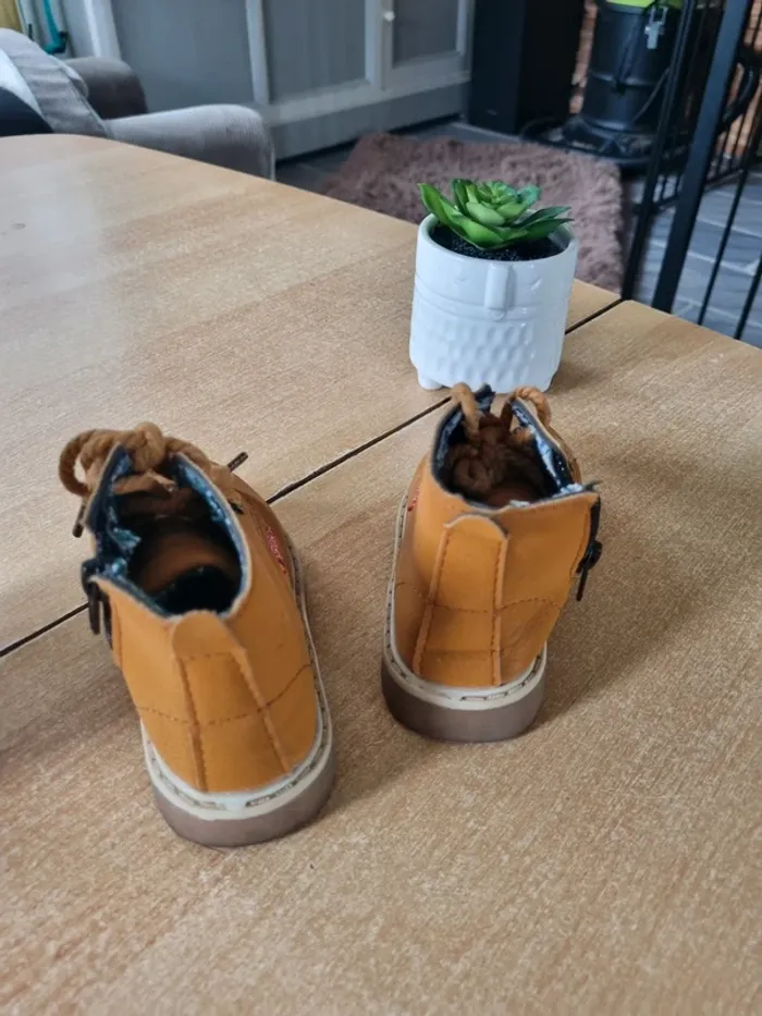 Chaussure bébé 🚼 23 - photo numéro 4