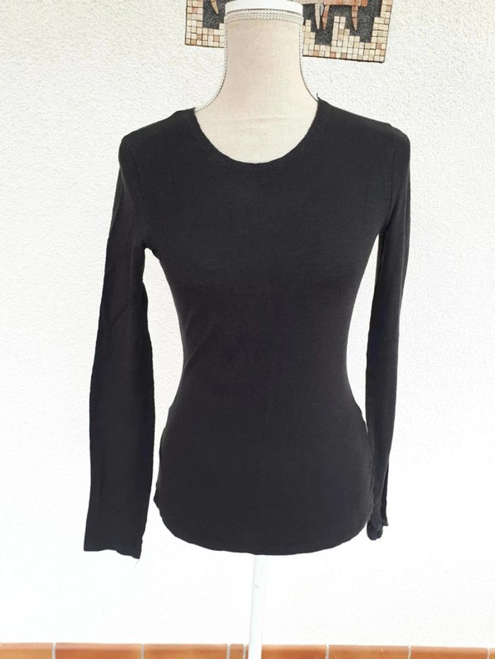 20 € T-shirt manches longues noir Hel's vintage - photo numéro 3