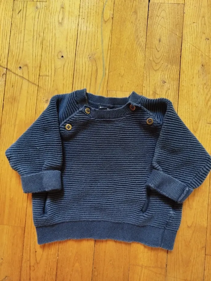 Lot pulls et gilets - photo numéro 6