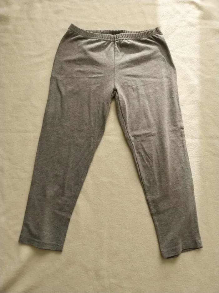 Legging / caleçon gris clair T2/3 - photo numéro 3