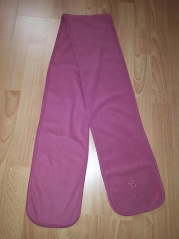 Écharpe en polaire rose foncé