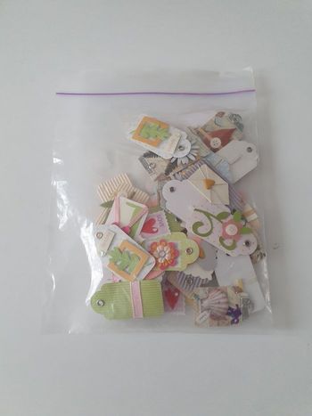 Embellissements pour scrapbooking