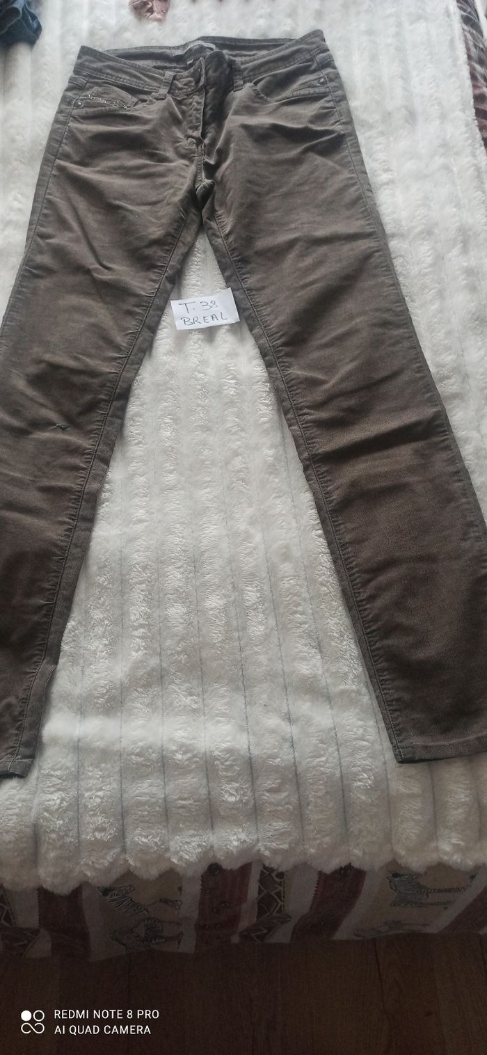 Pantalon en velours t. 38