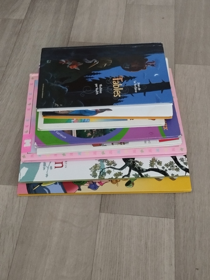 collection de 8 beaux livres illustrés et BD pour enfants en très bons états L097 - photo numéro 3