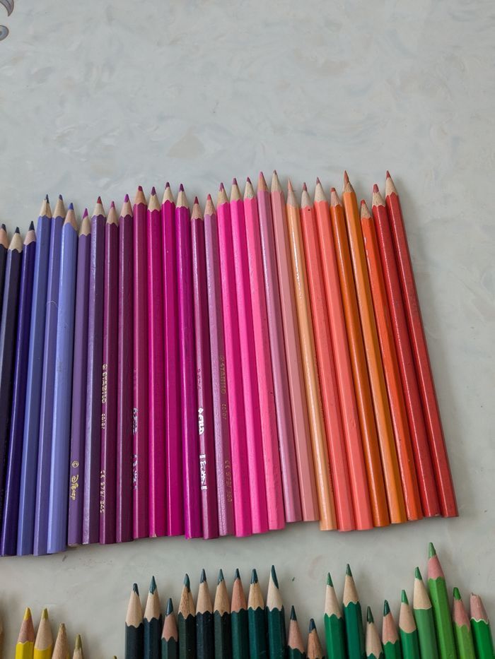 Lot de 126 crayons de couleur. - photo numéro 8
