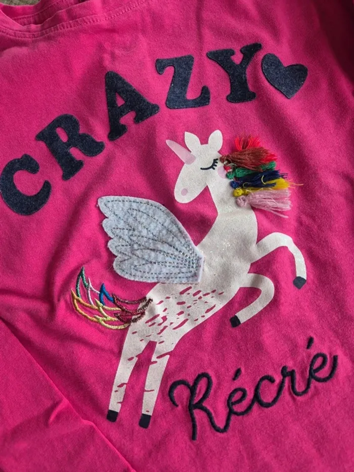 Lot T-shirts Hello Kitty et DPAM 6 ans en très bon état - photo numéro 5