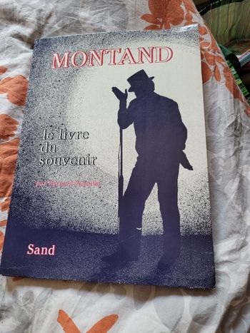 Montand le livre du souvenir