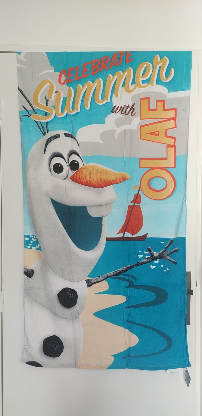 Drap de bain Disney Olaf 70 × 140 cm 100 % coton – Neuf avec étiquette