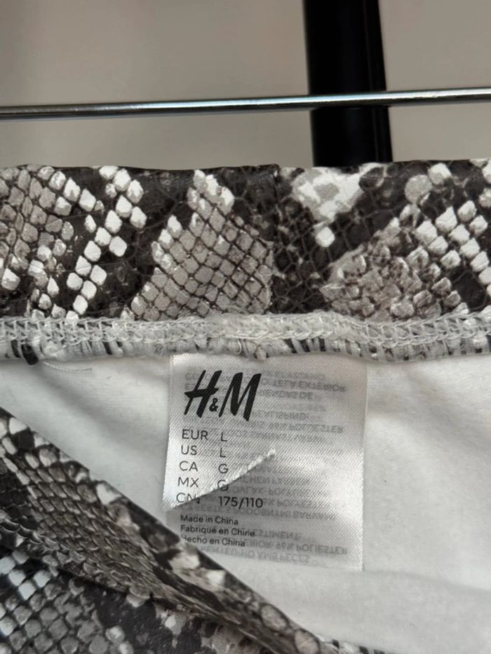 Legging pantalon en smili cuir élastique taille L H&M - photo numéro 3