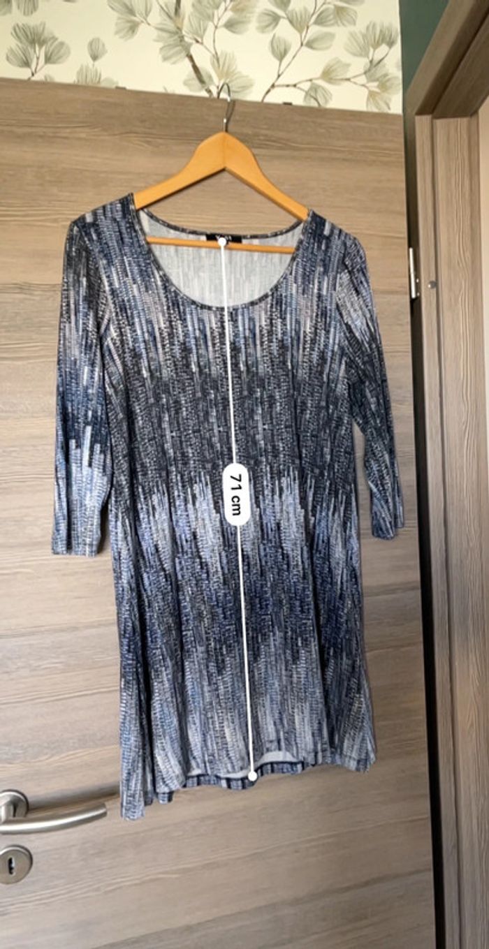 Robe neuve YEST 40 - photo numéro 2