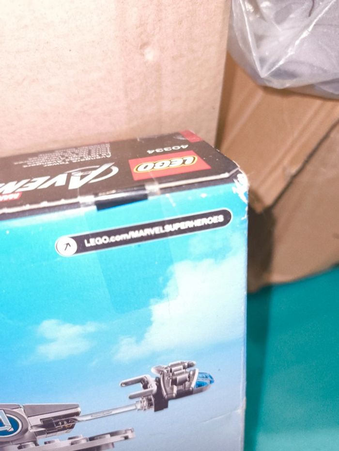 Lego 40334 avengers tower - photo numéro 4