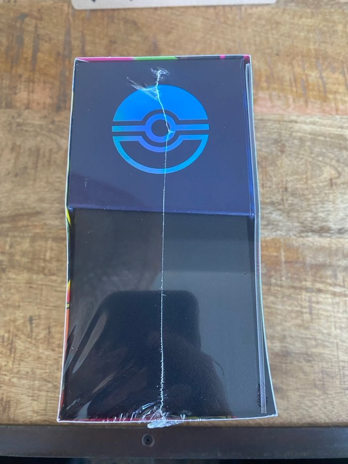 ETB Flammes Fantasmagoriques / Défaut de scellage - photo numéro 2