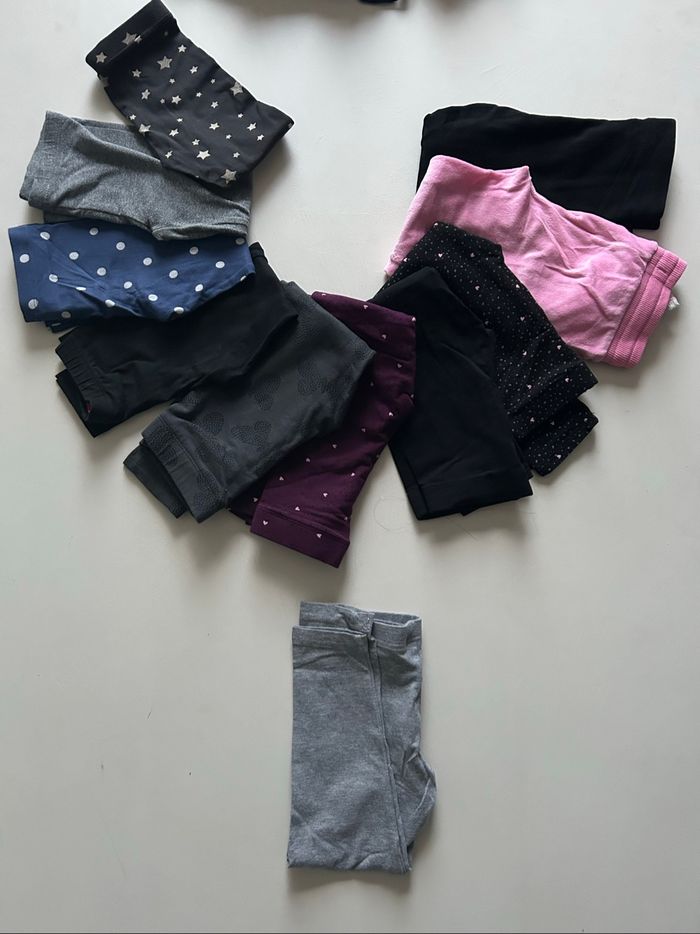 Lot Leggings et pantalons de jogging (31 pièces en tout)