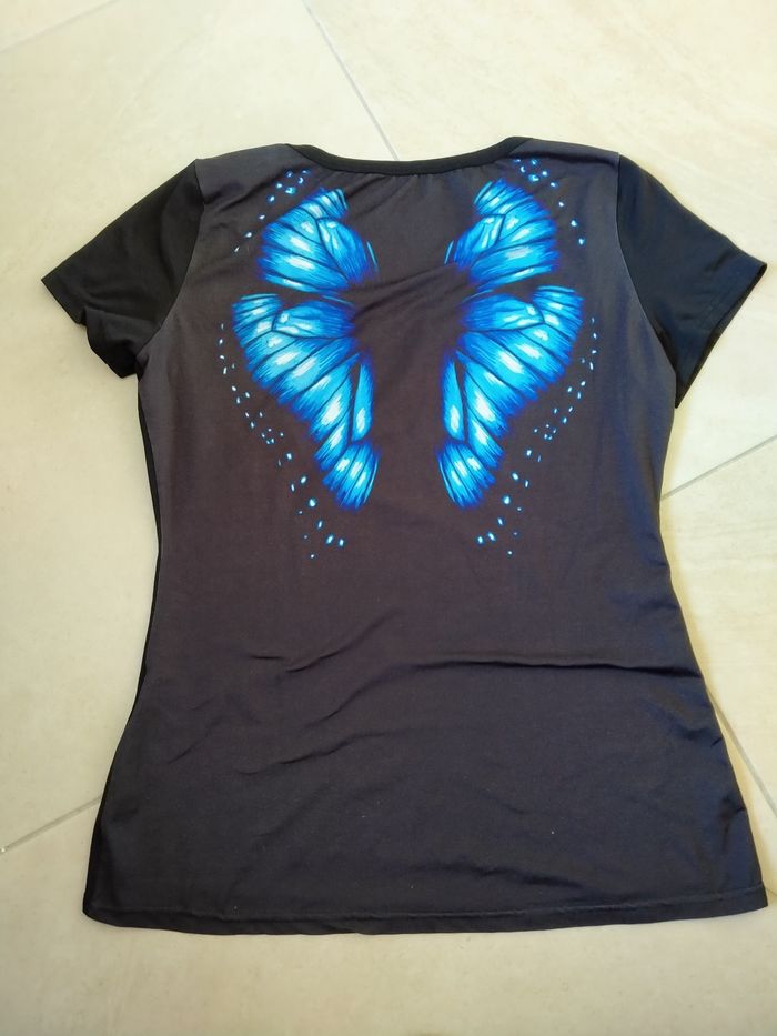 Tee-shirt taille L - photo numéro 2