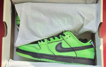 Nike Dunk Low SB Les Supers Nanas Rebelle (enfant) 
