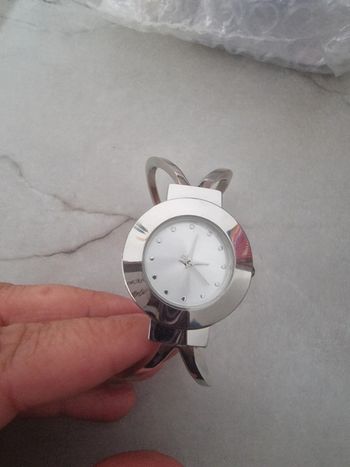 Montre Yves Rocher