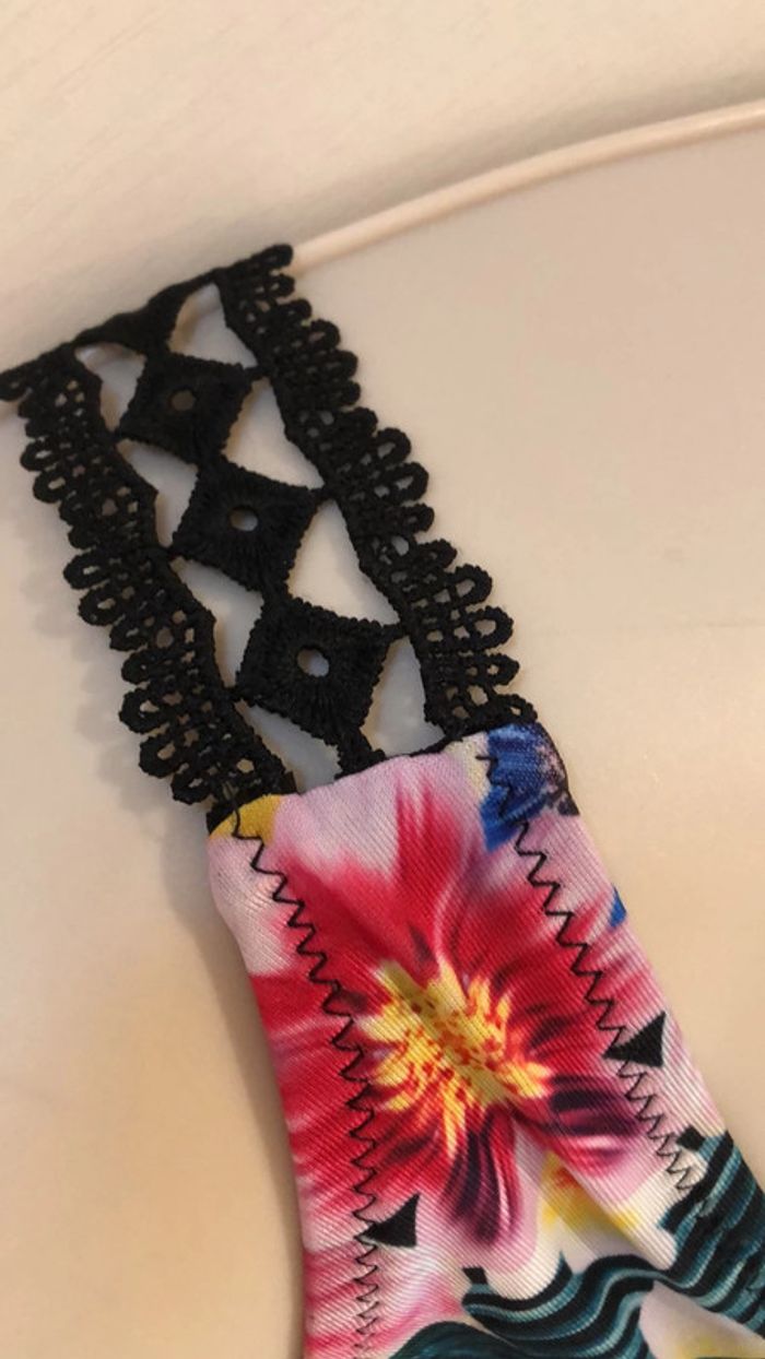 Maillot de bain taille 36 noir et multicolore broderie 2 pièces - photo numéro 19