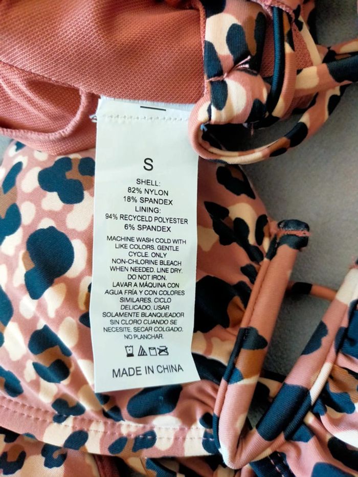 Haut de bikini imprimé léopard – Taille S – 5 exemplaires disponibles - photo numéro 4