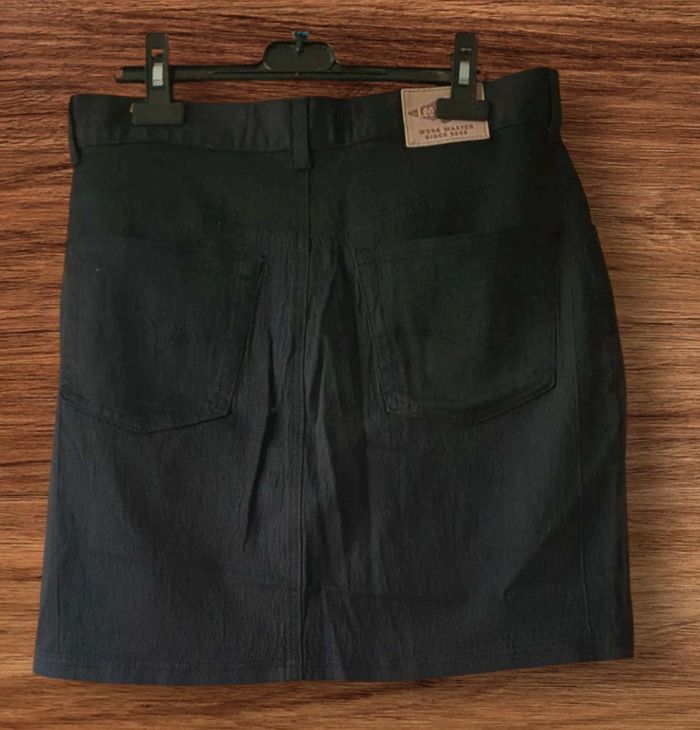 Jupe en jean noir - photo numéro 2