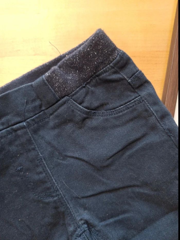 Pantalon pour fille taille 12mois marque Gémo très bon état - photo numéro 4