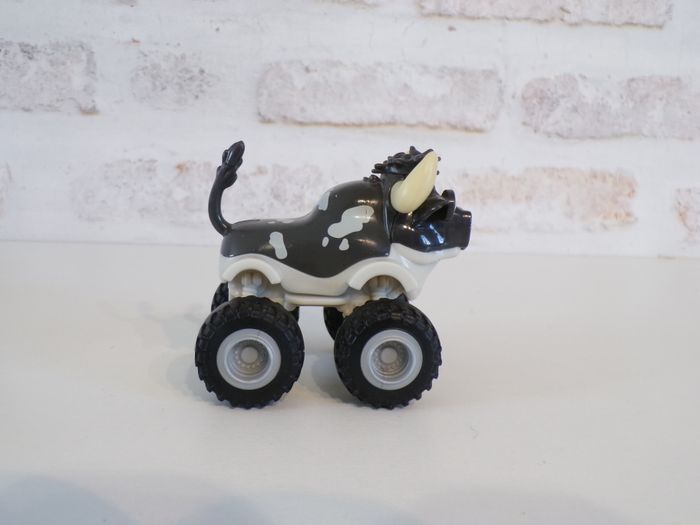 Monster Trucks - Smashy - Les monstres Machines (J5) - photo numéro 3