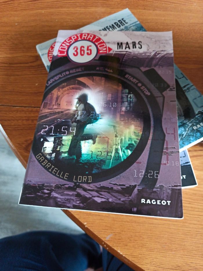 Lot de 12 livres conspiration - photo numéro 6