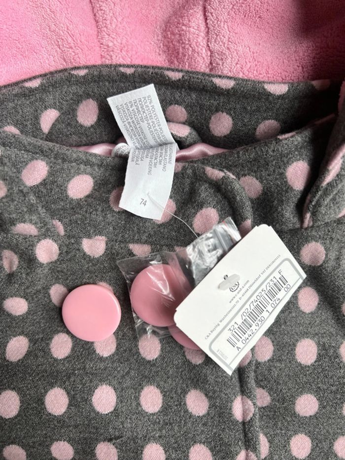 Manteau fille c&a - 12 mois gris avec des pois rose neuf avec étiquette - photo numéro 2