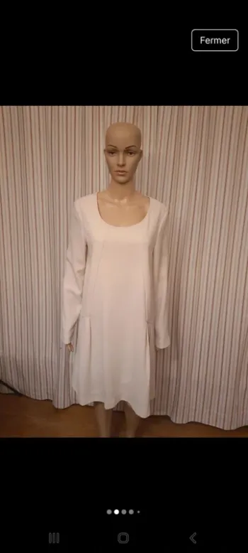Jolie Robe couleur crème Stella Forest taille 40
