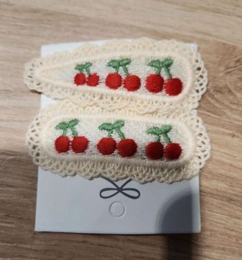 Barettes motif cerises 🍒