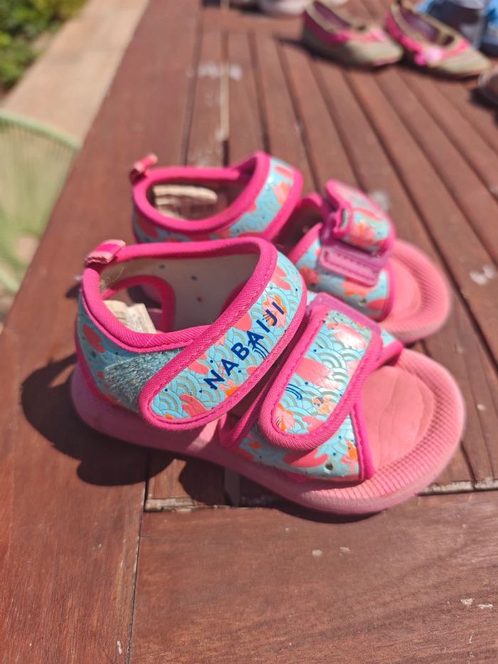 Paire de sandales Nabaiji taille 22 fille - photo numéro 2