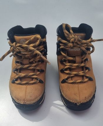 Bottes Timberland 
Taille 24