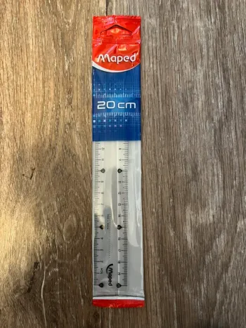 Règle transparente 20 cm maped